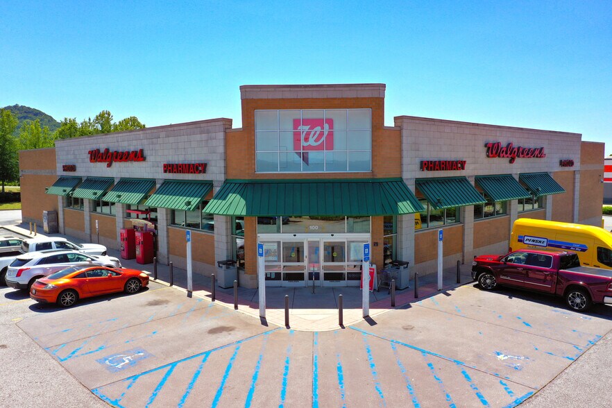 100 Little Texas Rd, Travelers Rest, SC for sale - Building Photo - Image 1 of 1