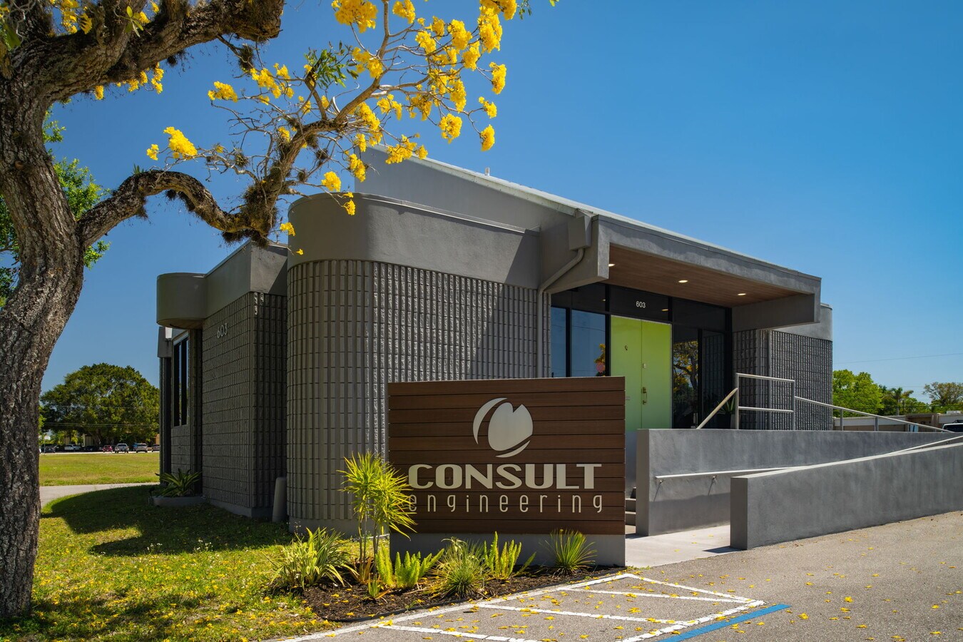 603 Olympia Ave, Punta Gorda, FL 33950 Office for Sale