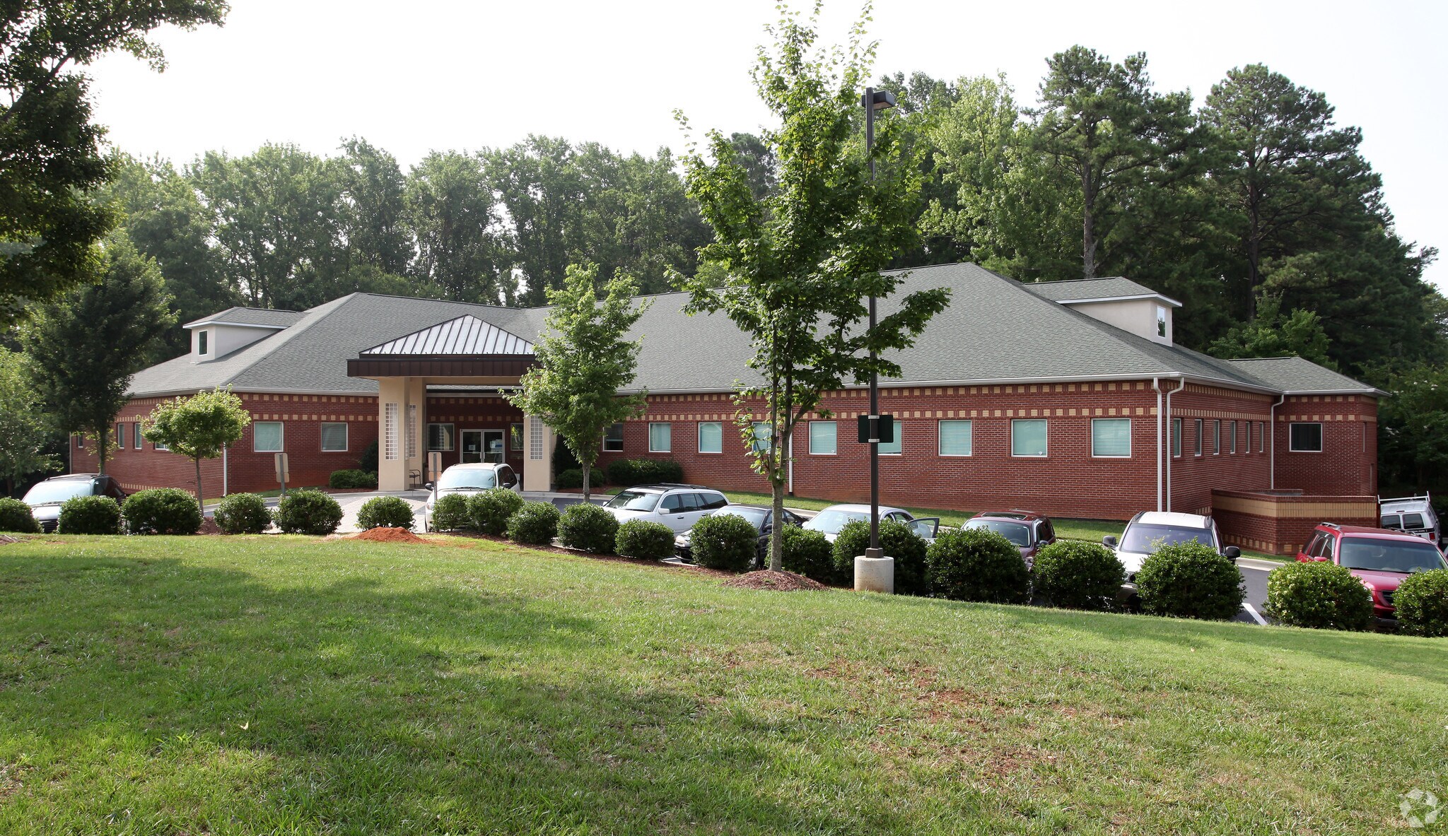 500 Holly Springs Rd, Holly Springs, NC for sale Primary Photo- Image 1 of 1