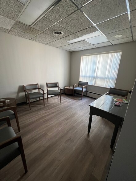 170 East Ave, Lockport, NY for sale - Building Photo - Image 3 of 19