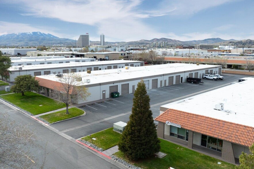 340 Freeport Blvd, Sparks, NV for lease - Building Photo - Image 3 of 44