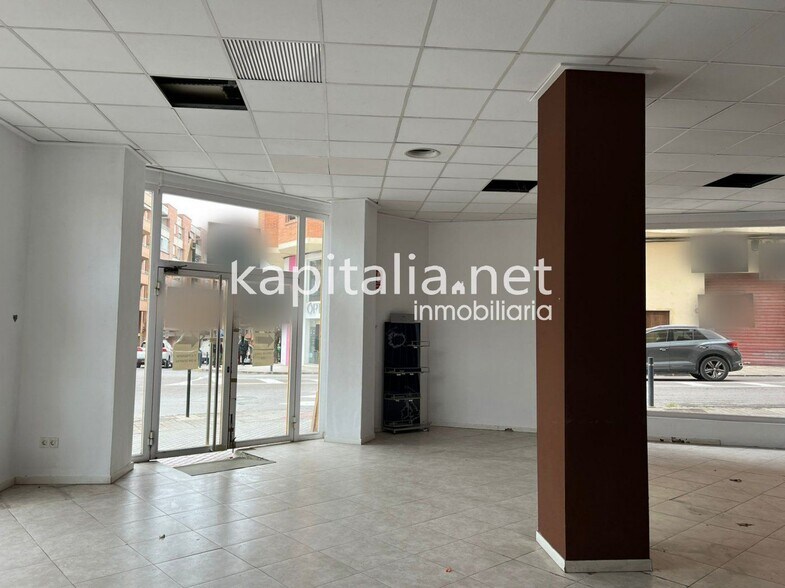 Retail in Ontinyent, Valencia for lease - Building Photo - Image 1 of 7