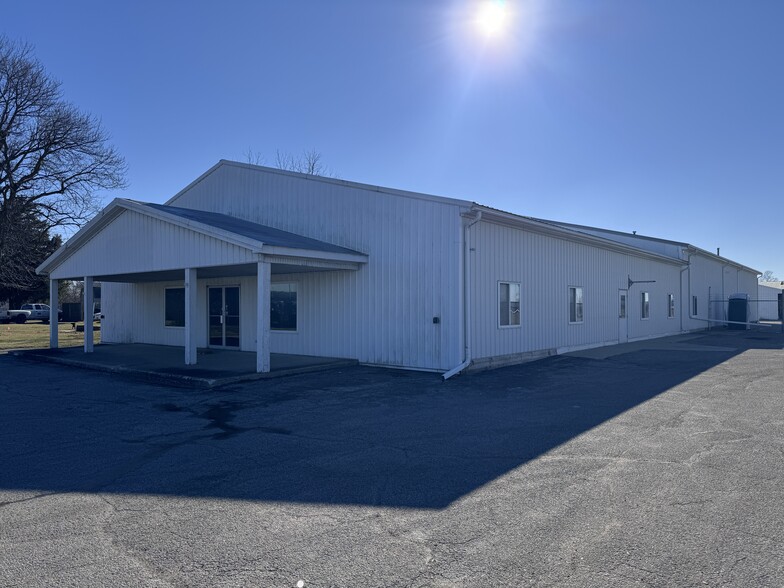 19828 US Highway 6, New Paris, IN for lease - Building Photo - Image 1 of 9