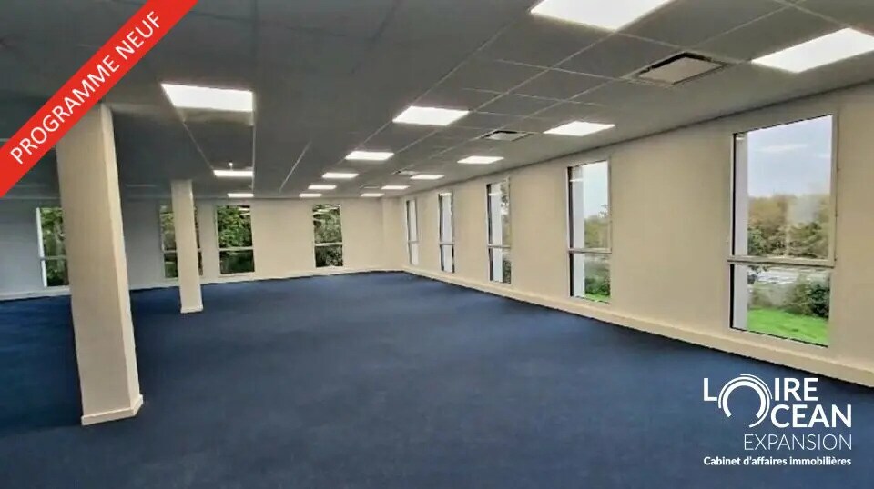 Office in Pornic for lease - Building Photo - Image 3 of 6