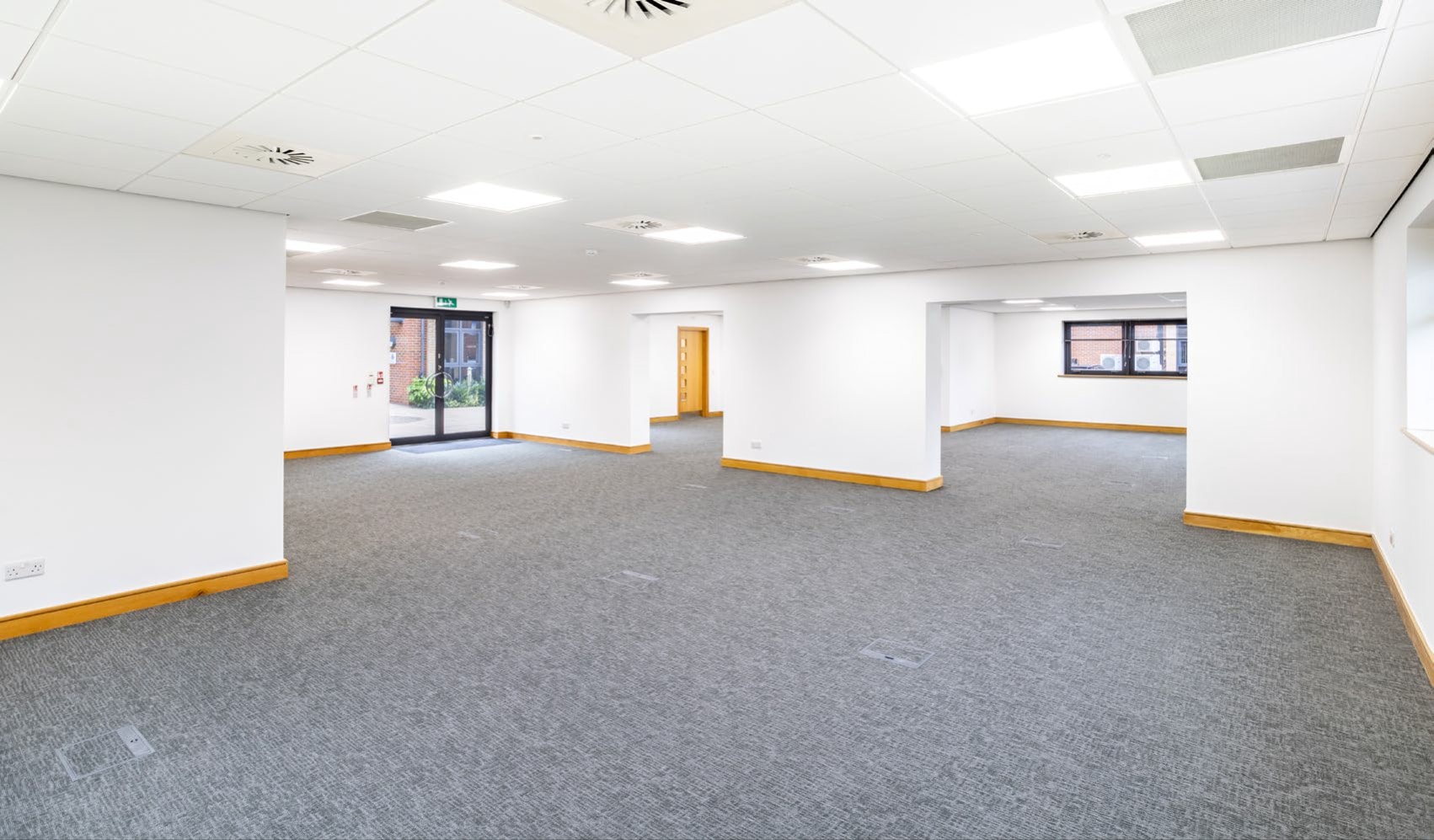 Talavera Way, Northampton for lease Interior Photo- Image 1 of 1