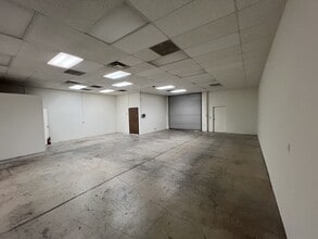 68733 Perez Rd, Cathedral City, CA for lease Interior Photo- Image 1 of 9