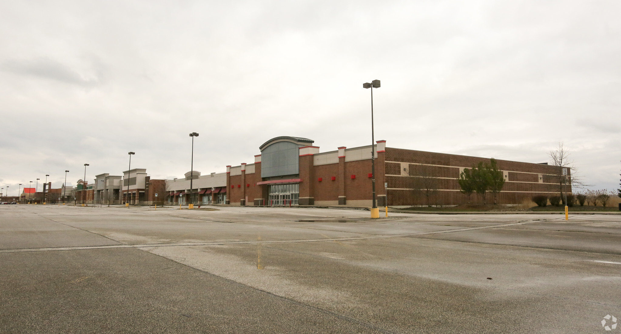 5638-5744 Transportation Blvd, Garfield Heights, OH for sale Primary Photo- Image 1 of 1