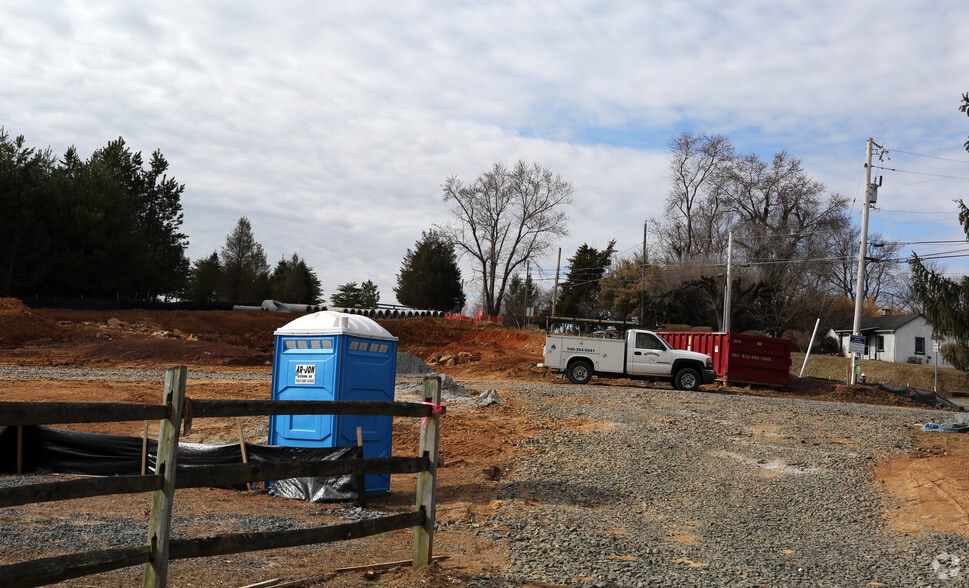 115 The Plains Rd, Middleburg, VA for lease - Building Photo - Image 3 of 35