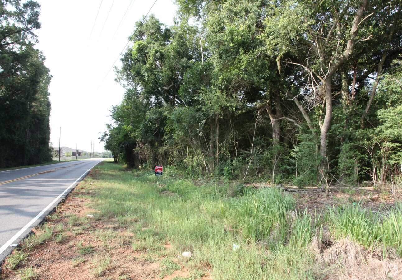 2070 Leroy Stevens Rd, Mobile, AL 36695