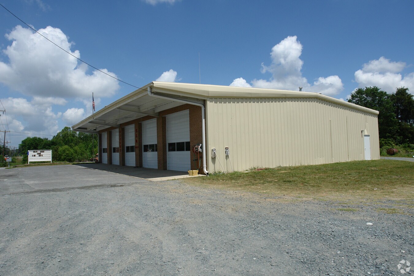 2116 Rocky River Rd, Monroe, NC 28110