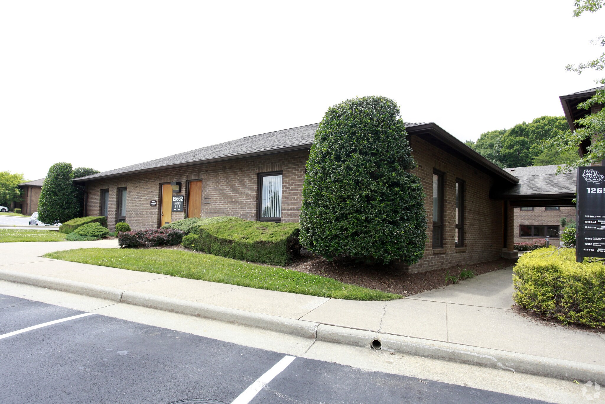 12662 Lake Ridge Dr, Woodbridge, VA for sale Building Photo- Image 1 of 1