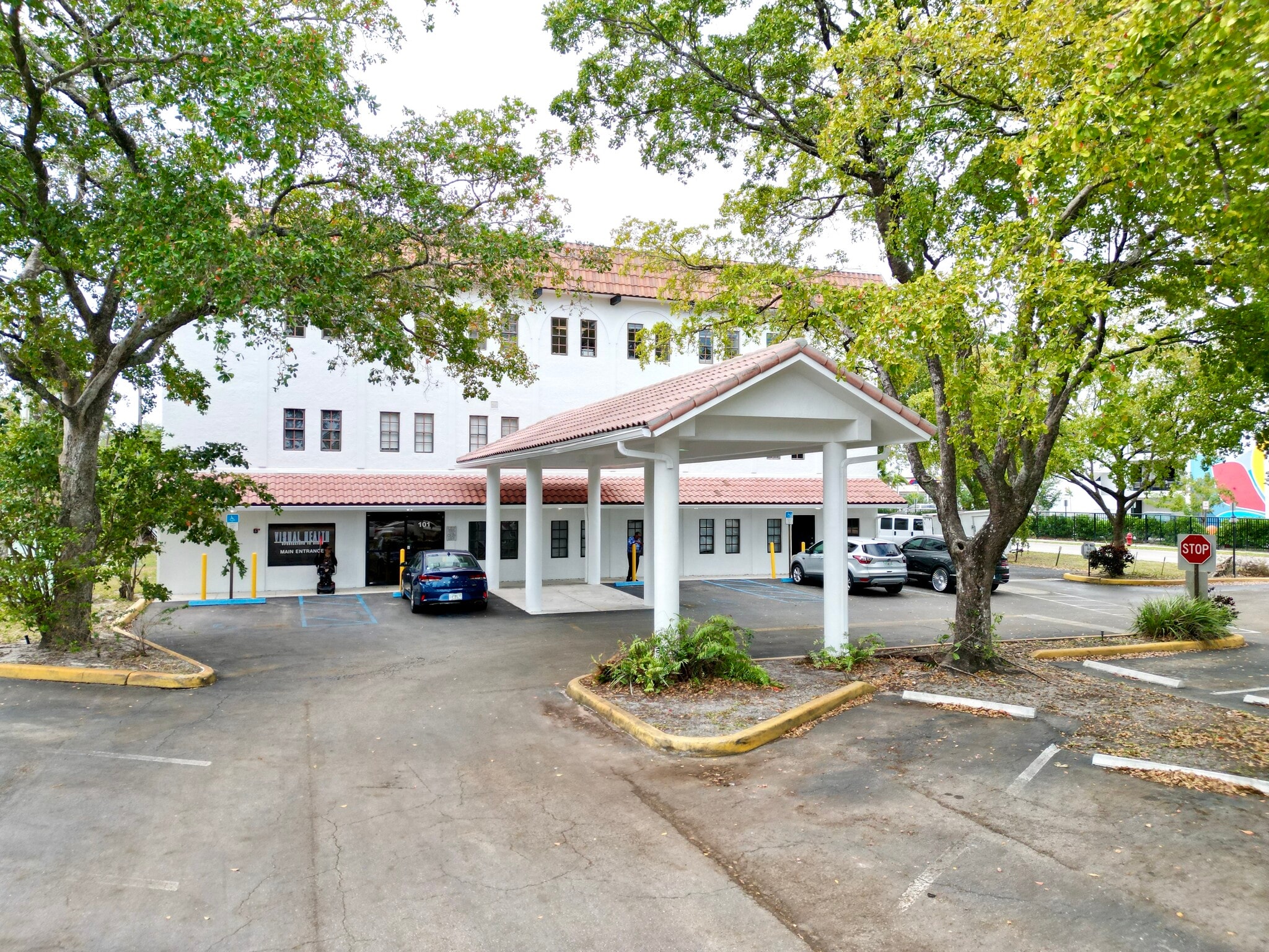 2889 10th Ave N, Lake Worth, FL for lease Building Photo- Image 1 of 28