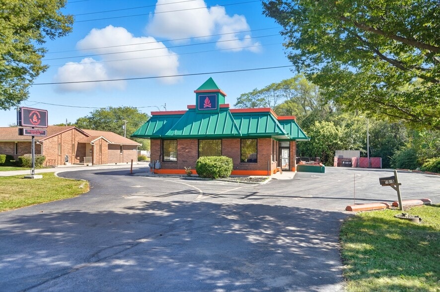 1535 Xenia Ave, Yellow Springs, OH for sale - Building Photo - Image 1 of 19