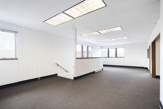 3200 Occidental Ave S, Seattle, WA for lease Interior Photo- Image 2 of 3