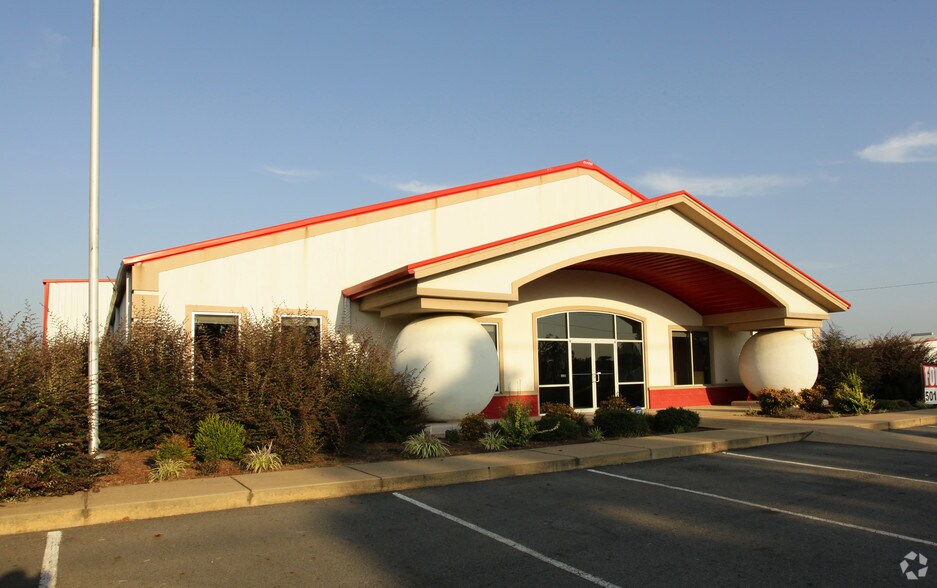 235 Tilk Dr, Conway, AR for sale - Primary Photo - Image 1 of 1