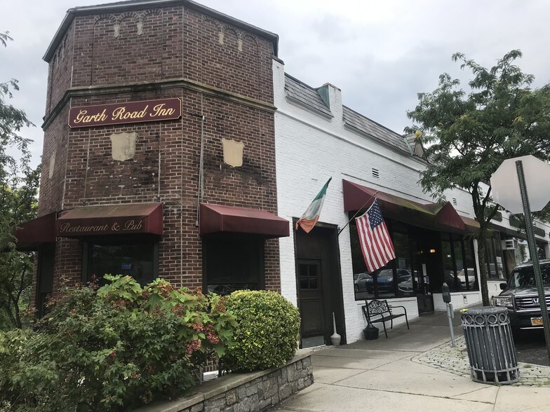 100-108 Garth Rd, Scarsdale, NY for sale - Building Photo - Image 1 of 1