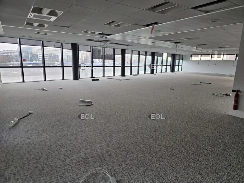 Office in Ivry-sur-Seine for lease - Interior Photo - Image 3 of 32