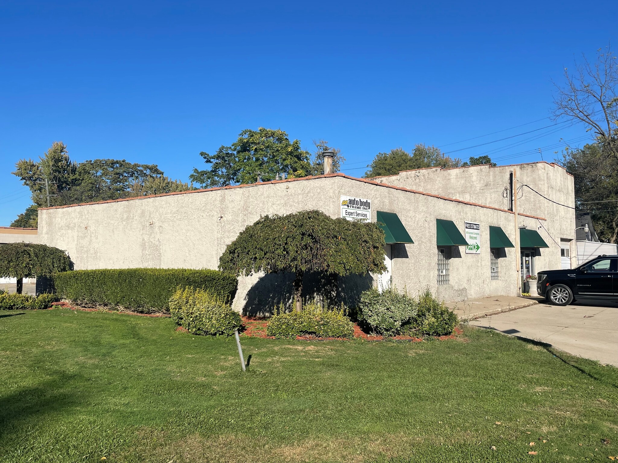 125 Avery, Clinton Township, MI for lease Building Photo- Image 1 of 15