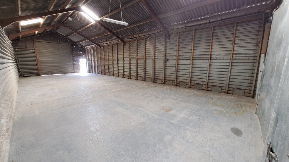 Workshop Whitchurch Rd, Whitchurch for lease - Interior Photo - Image 2 of 5