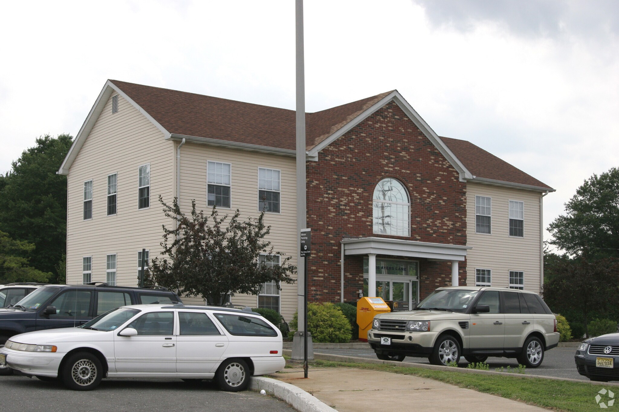 26 Ayers Ln, Little Silver, NJ 07739