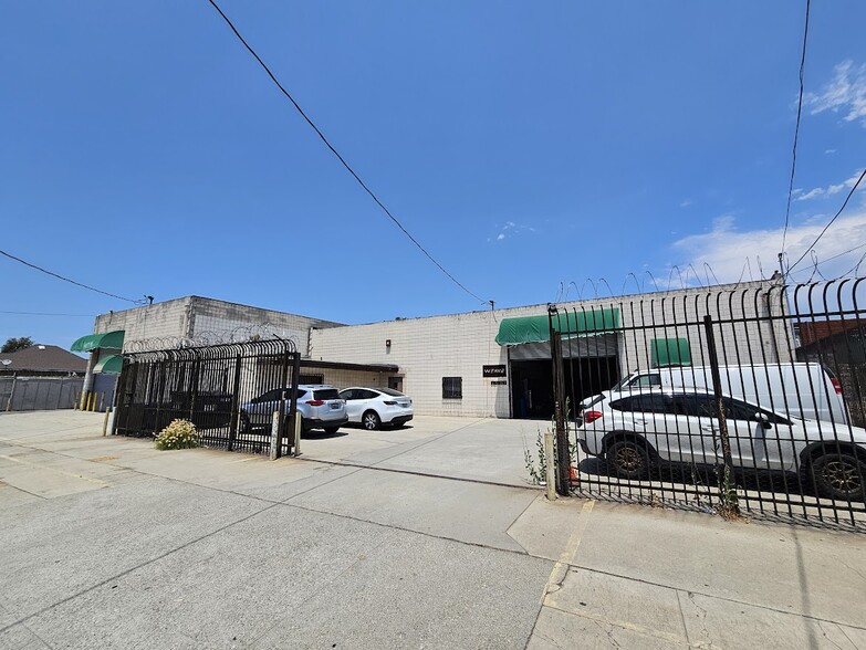 1537 E Adams Blvd, Los Angeles, CA for lease - Building Photo - Image 2 of 12