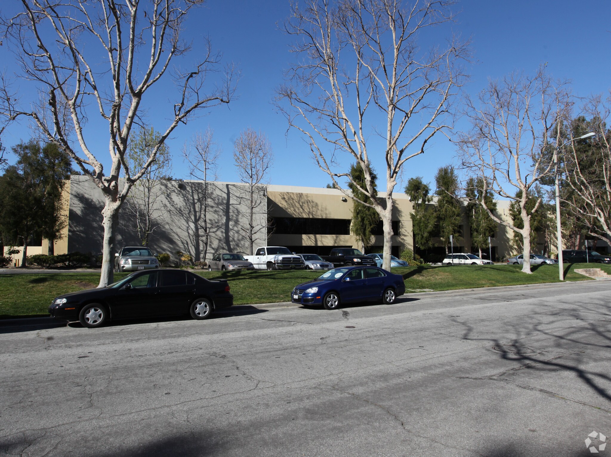 2001 Anchor Ct, Newbury Park, CA for sale Primary Photo- Image 1 of 1