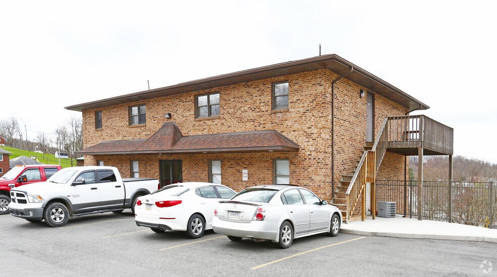 3028 Clay Pike, Rillton, PA 15678