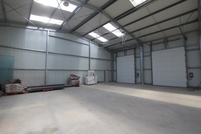 Industrial in Saint-Rémy for lease Interior Photo- Image 1 of 7