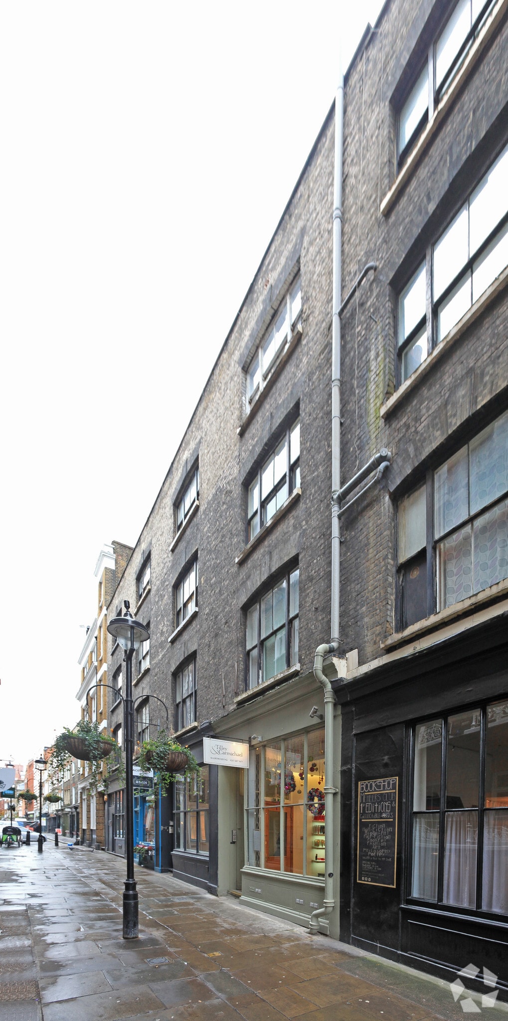 5 Silver Pl, London for sale Primary Photo- Image 1 of 1