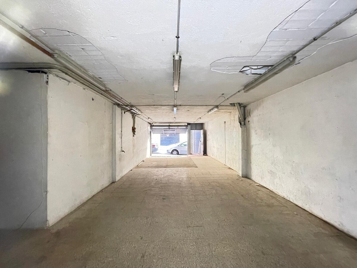 Santa Coloma de Gramenet, BAR 08922 -  -  - Interior Photo - Image 1 of 9