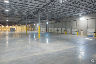 2350 Park Center Drive, Mebane, NC for lease Interior Photo- Image 1 of 11