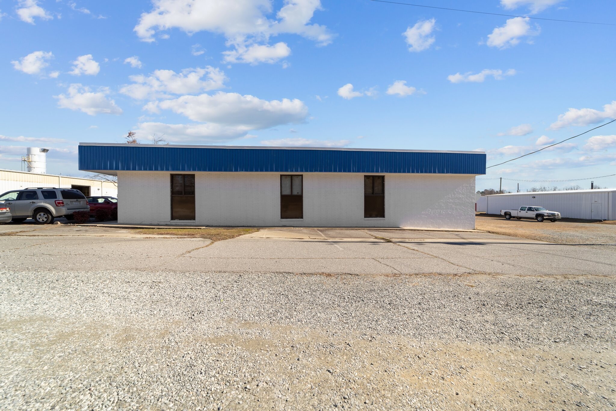 206 E Frazier Ave, Liberty, NC for lease Building Photo- Image 1 of 14