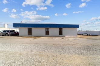 206 E Frazier Ave, Liberty, NC for lease Building Photo- Image 1 of 14