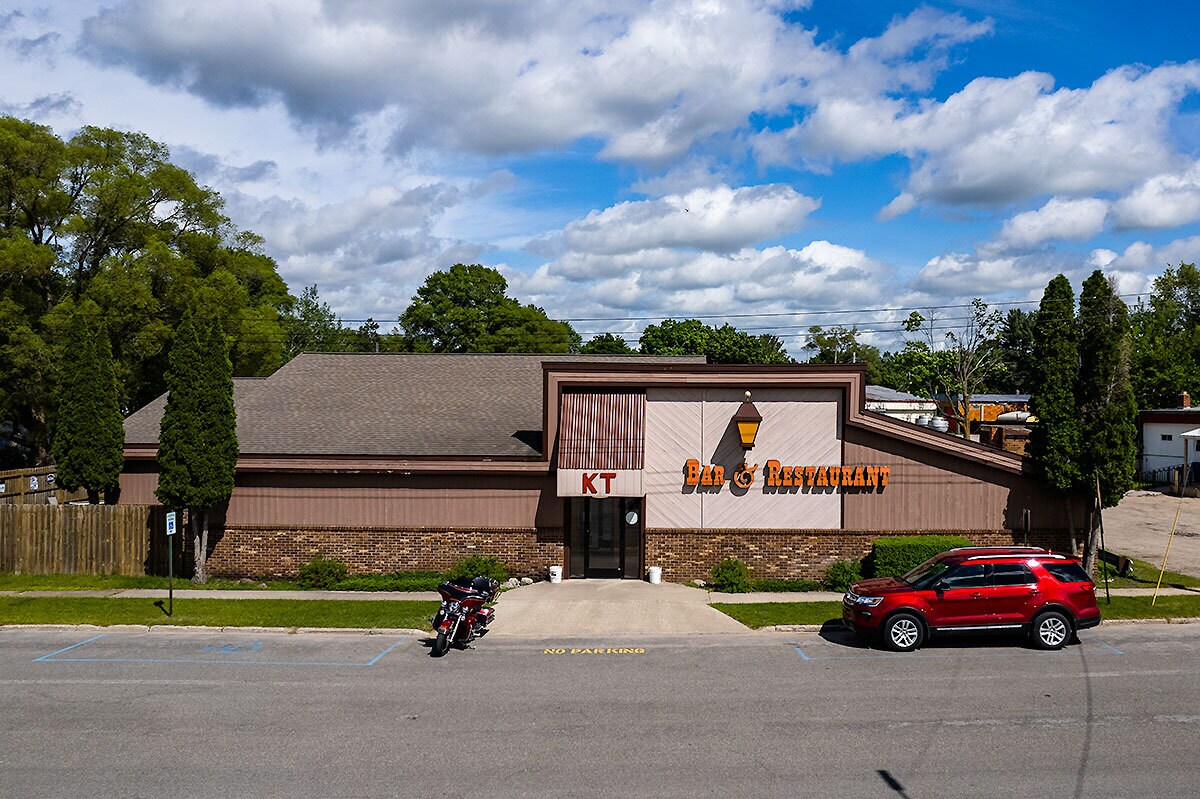 9289 Walta St, Kaleva, MI 49645 Kaleva Tavern