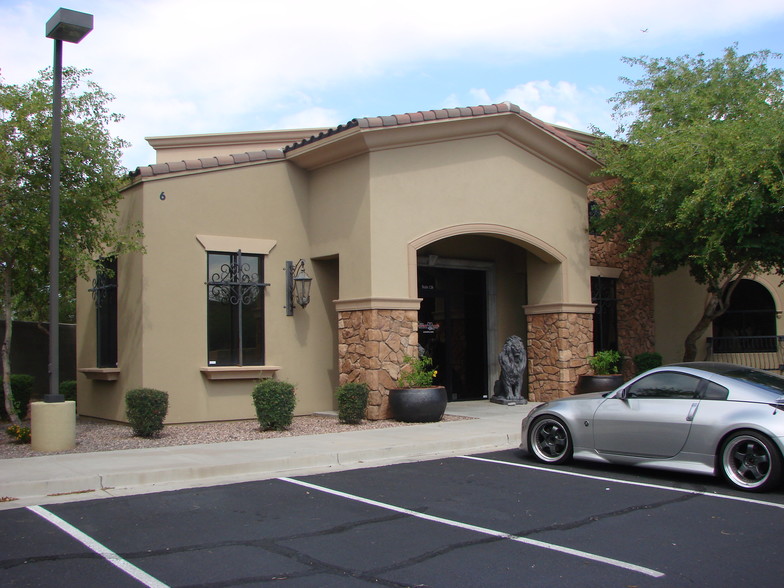 1635 N Greenfield Rd, Mesa, AZ for lease - Primary Photo - Image 1 of 3