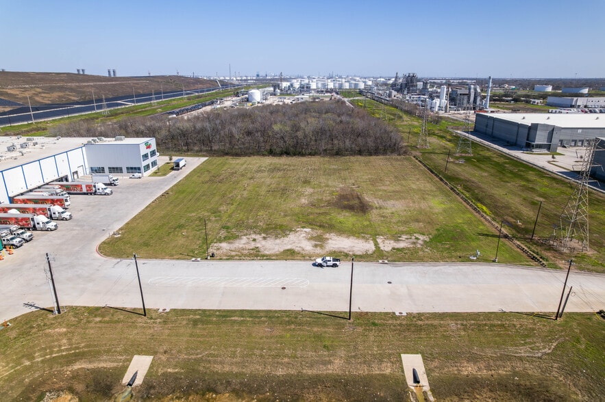 0 Red Bluff Road, Pasadena, TX for sale - Aerial - Image 2 of 7
