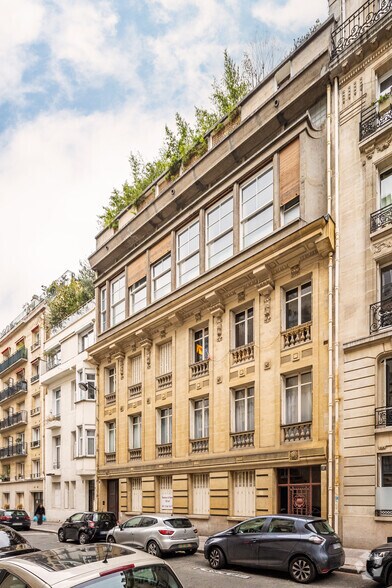 Office in Paris for lease - Building Photo - Image 2 of 2