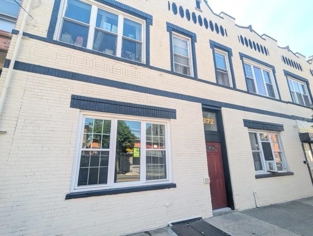 372 Palisade Ave, Jersey City, NJ for sale - Building Photo - Image 1 of 30