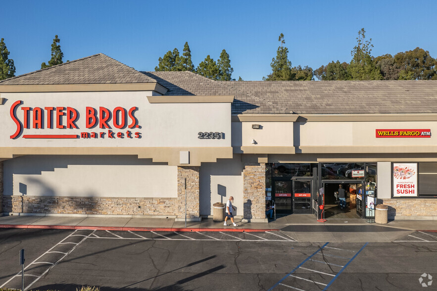 22331-22377 El Toro Rd, Lake Forest, CA for lease - Building Photo - Image 2 of 6