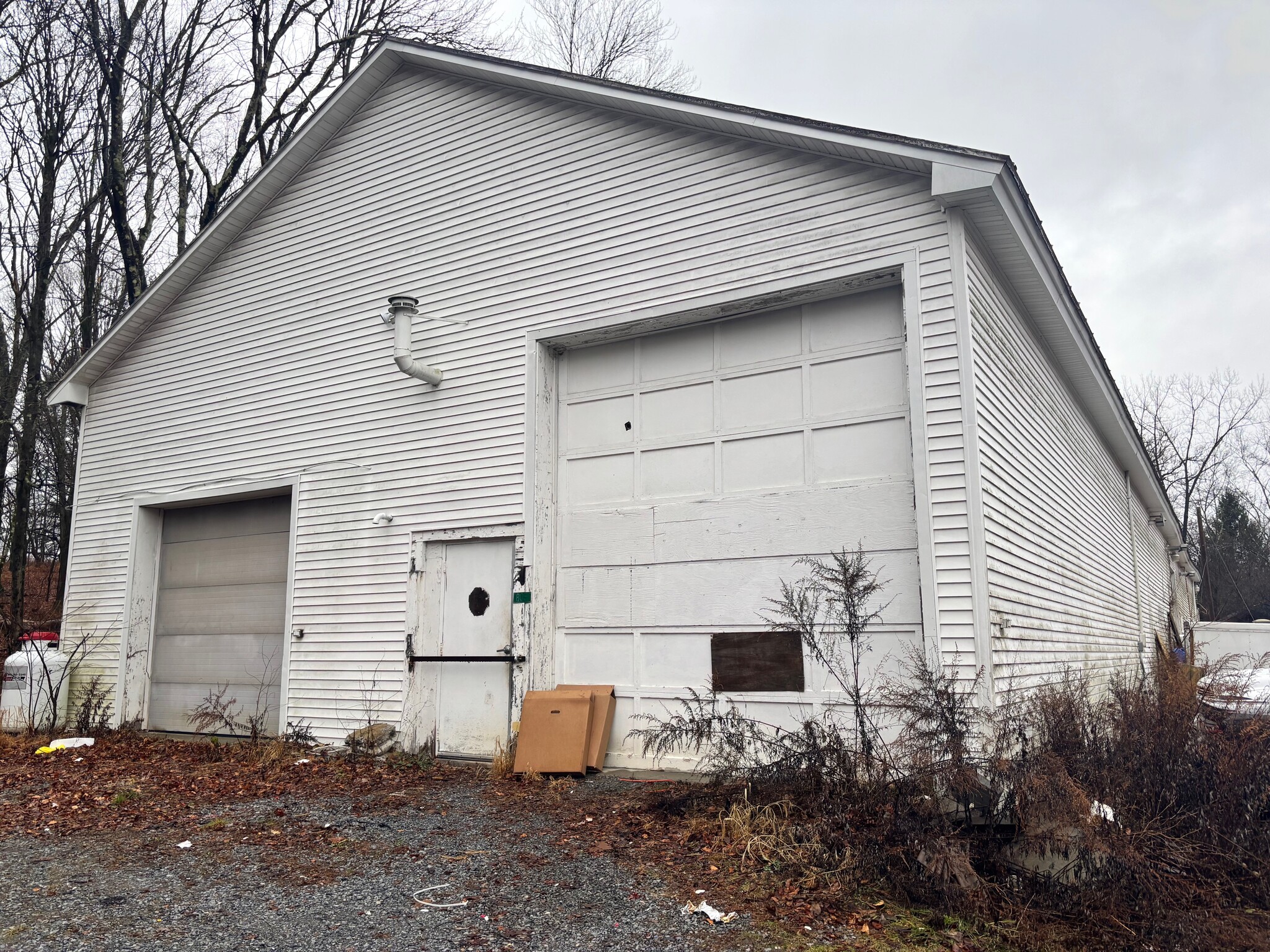 328 N Grand Ave, Poughkeepsie, NY for sale Building Photo- Image 1 of 22