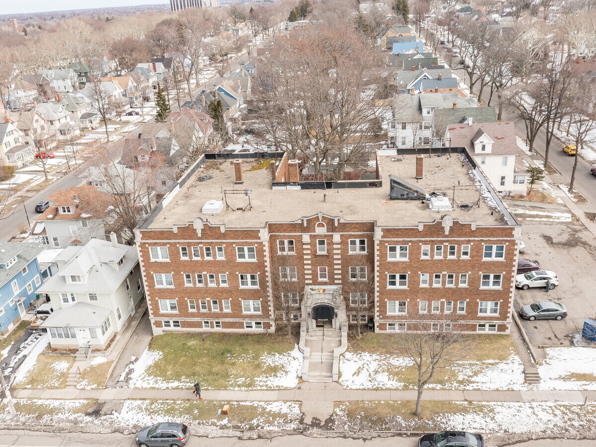 1126 Dewey Ave, Rochester, NY 14613 Dewey Avenue Apartments