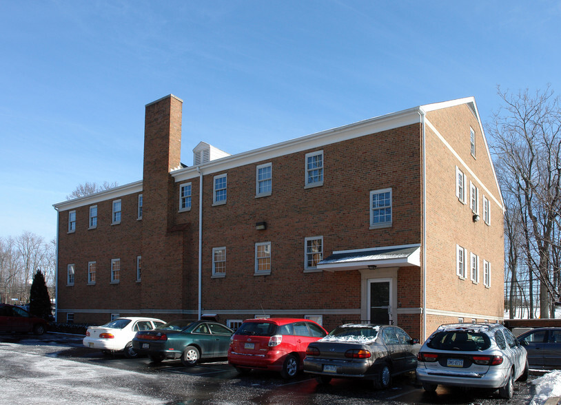 290 King of Prussia Rd, Radnor, PA for lease - Building Photo - Image 2 of 2