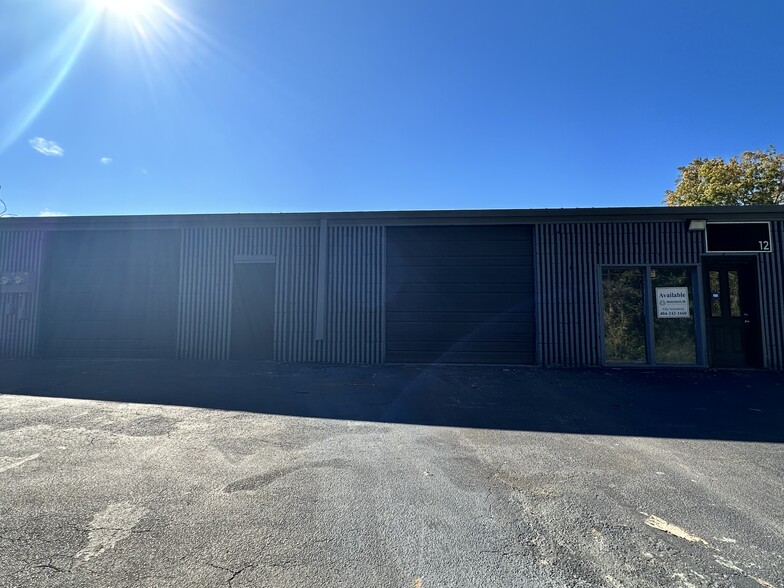 101 Kenwood Rd, Fayetteville, GA for lease - Building Photo - Image 3 of 9