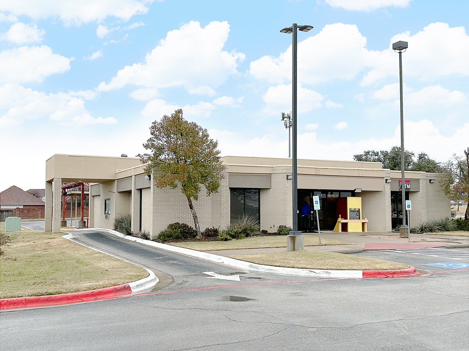 201 E Pipeline Rd, Hurst, TX for sale Primary Photo- Image 1 of 1