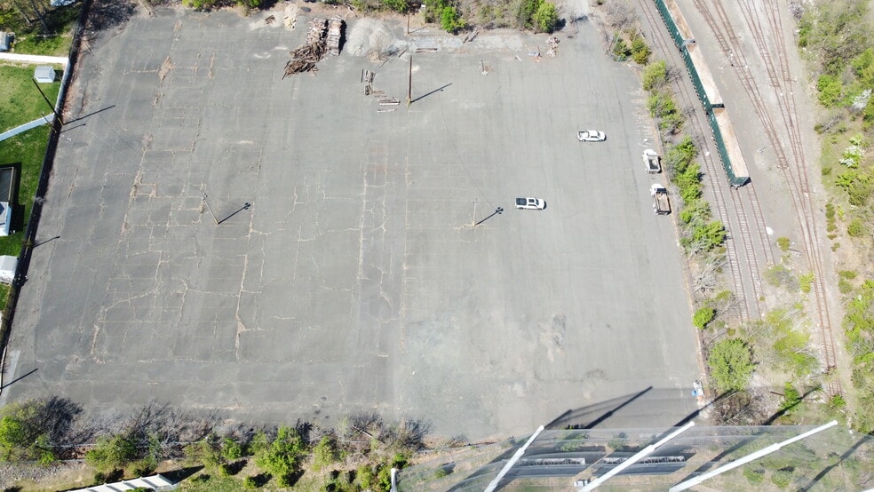 145 Whitman Ave, Edison, NJ for lease - Building Photo - Image 3 of 4