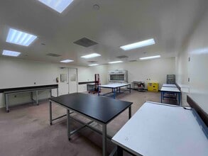 319 N Bernardo Ave, Mountain View, CA for lease Interior Photo- Image 2 of 4