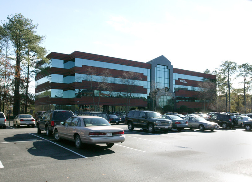 200 Golden Oak Ct, Virginia Beach, VA for lease - Building Photo - Image 2 of 20