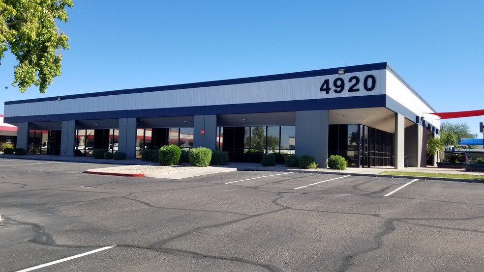 4820 E McDowell Rd, Phoenix, AZ for lease - Building Photo - Image 1 of 4