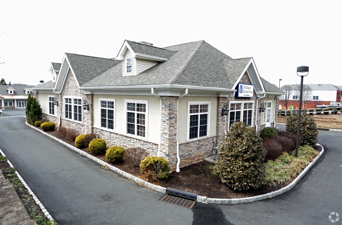 1924 Washington Valley Rd, Martinsville, NJ 08836