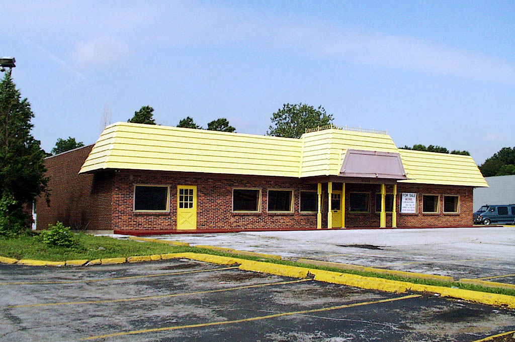 10835 New Halls Ferry Rd, Ferguson, MO for sale Primary Photo- Image 1 of 1